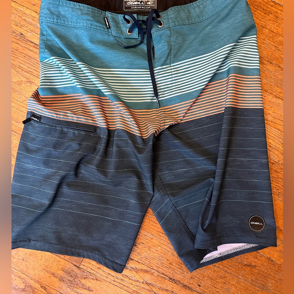 ONeill Hyperfreak Swim Trunks Mens 30 Board Shorts Colorful Surf Skate Stretch